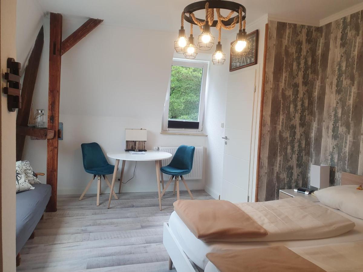 Pension Seeschloesschen Мельн Экстерьер фото