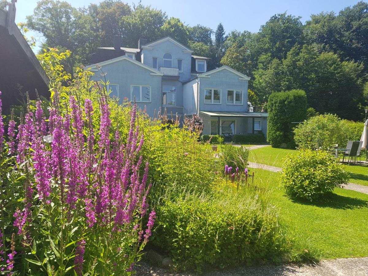 Pension Seeschloesschen Мельн Экстерьер фото