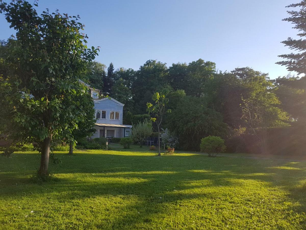 Pension Seeschloesschen Мельн Экстерьер фото